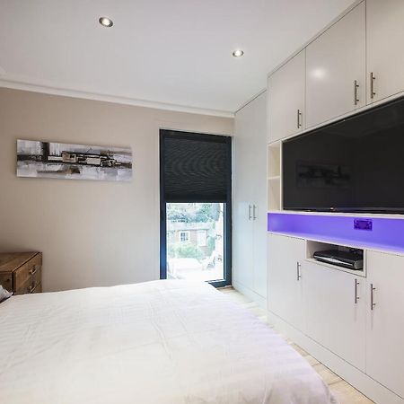 MODERN bedroom in London !! Buitenkant foto