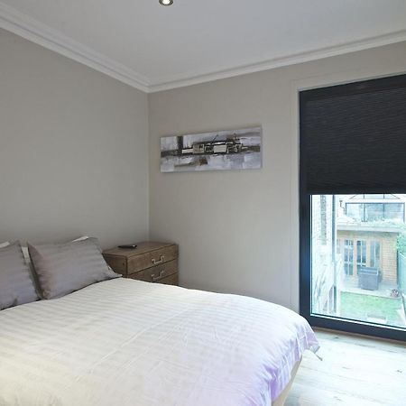 MODERN bedroom in London !! Buitenkant foto