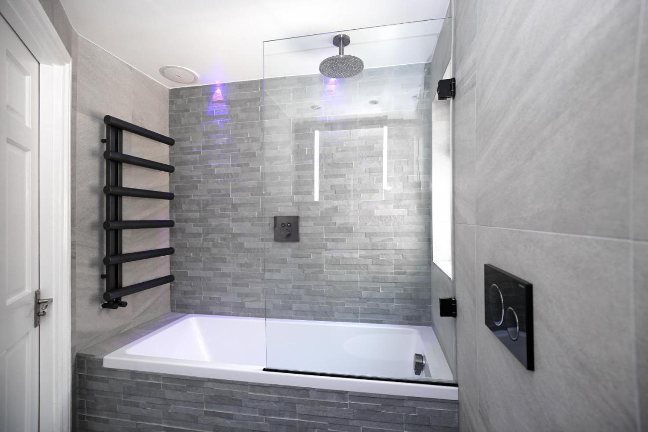 MODERN bedroom in London !! Buitenkant foto